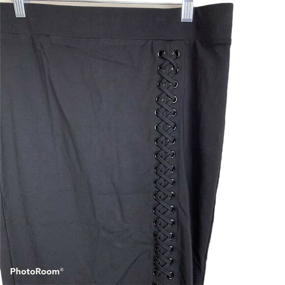 Torrid Women's Midi‎ Pencil Skirt Criss Cross Slit - Picture 2 of 6